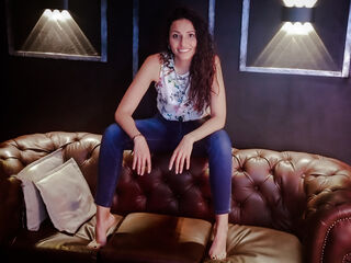 girl topless chat DamarisPommes