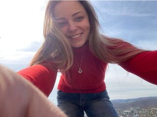 webcam pic DeeLorrie