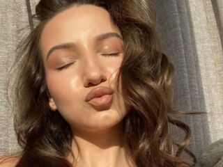 free jasmin web cam DinaSweeny