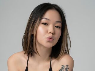 nude camgirl photo DominiqueAngeron