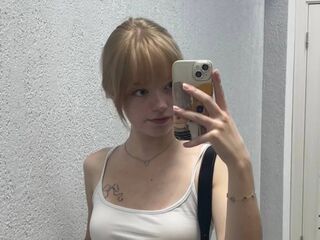 kinky webcam model DonetteOkada
