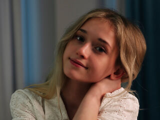 girl sex chat room DorisCounsell