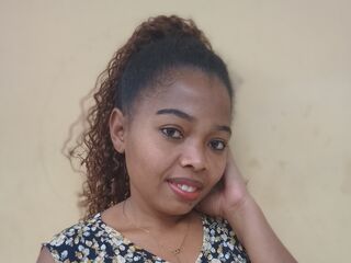 sex webcam EdwigeBrown