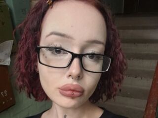 naked webcam girl photo EleanoraNewell