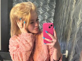 cam girl chatroom ElizabethCamaro
