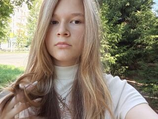 fingering girl chatroom EllisLancaster