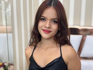 adult webcam chatroom EmmaClarkford