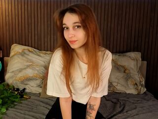 free nude live show EmmaGenee