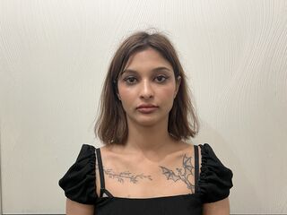 beautiful girlcam ErickaGoldie