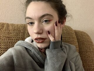 camwhore masturbating with dildo FeykaDream