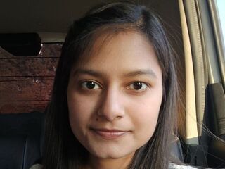 beautiful girlcam GretaCyrus