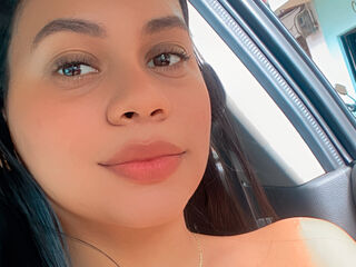 hot cam whore HismaSantana