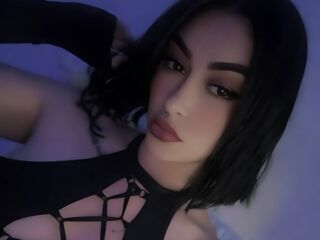 girl chat room IamNahir