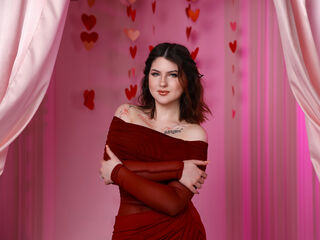 naughty camgirl masturbating with vibrator IvySimmons