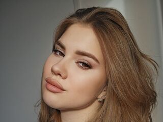 naked cam chatroom JayHainey