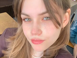 camgirl chat room JeniceArmster