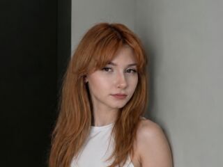 cam girl webcam JeniceRadulescu