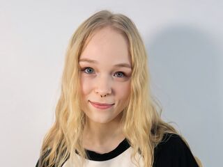 dirty cam KamiMellema