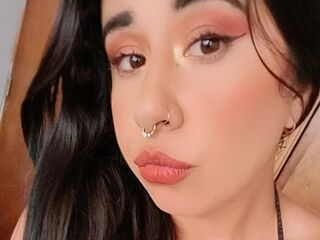 hot striptease web cam KanyaLuz