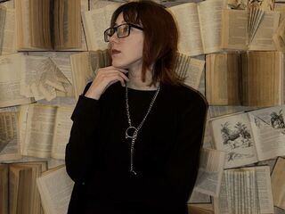 bedroom live cam KaralinaSplit