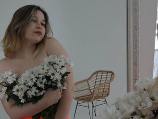 naked girl with webcam fingering pussy KarenRayy