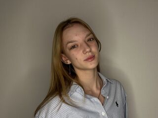 chat room live cam KeshaCornett
