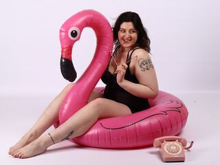 live webcam performer KiraKovall