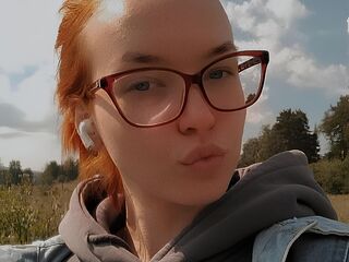 camwhore nude KitsuuNe