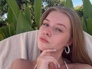 hot camslut LashandaWeider
