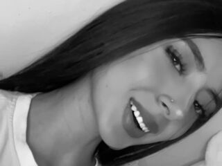 nude cam girl pic LauraRisk