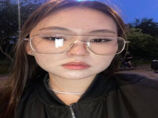 free nude webcam LauriMoradel