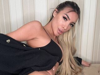 live cam girl LexiAce