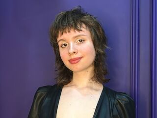 naked camgirl picture LillyStark