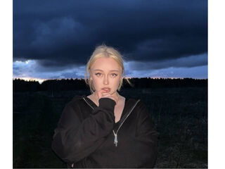 sexy camgirl picture LitaBloom