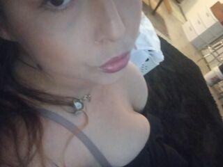 naked cam girl LolaLoced