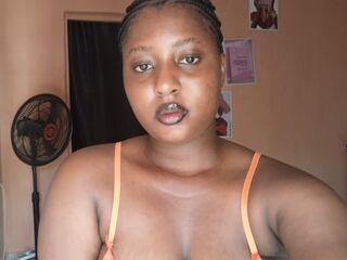 camgirl playing with sextoy LuciaKay