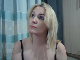 naked cam live LyndaHuppenbauer
