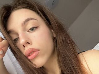 naked girl with cam masturbating LyraMoonshadow