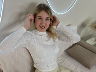 sex web cam chat room MaeGoreham
