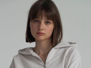 beautiful girl MarylouHaws