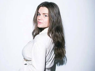 camslut video MelaniMell