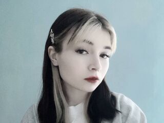 camslut fingering wet pussy MelissaLey