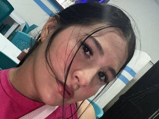 webcam strip tease show MiaMorett