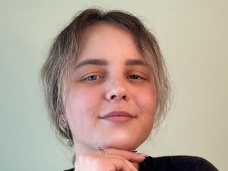 naked cam chat MichaeleBendall