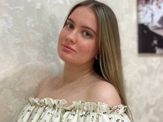 girl webcam show MilaCarters