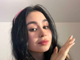 nude cam photo MinnieMile