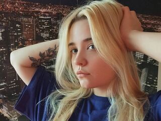 chat room live sex cam MonnieMoniz