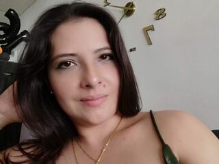 adultcam pic MonserratDuncan