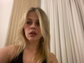 sexy live webcam girl MoonFlirt