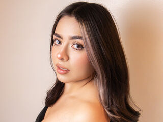 live cam girl MyaFontaine